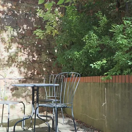 Apartman Kingsdown - Basement With Parking